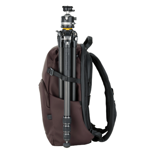 Vanguard VEO Lite B25L camera backpack front view